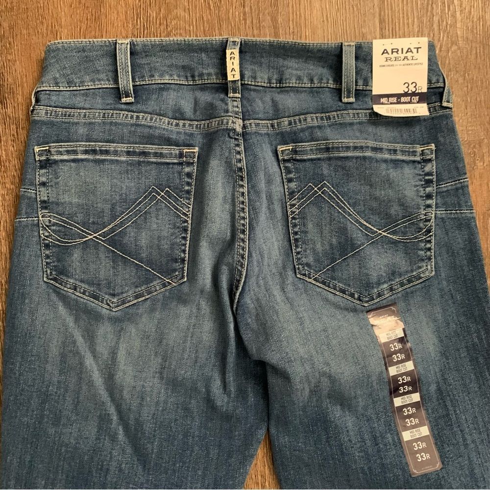 Ariat Real Denim Mid Rise Boot Cut Jeans Size 33 - Picture 8 of 10